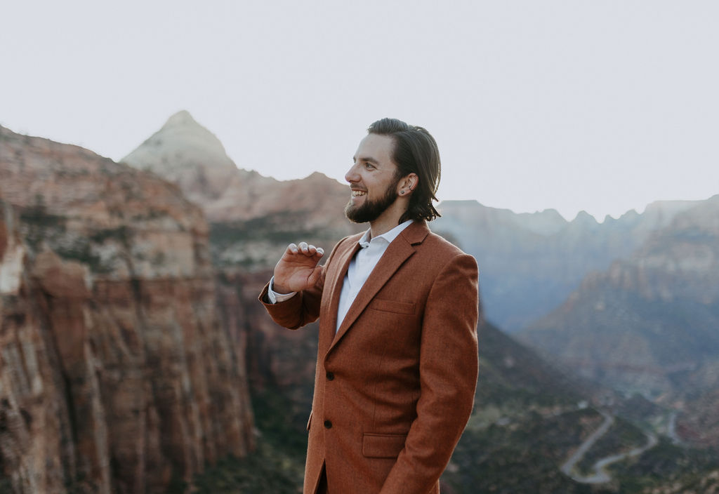 Zion Elopement Groom at Canyon Overlook