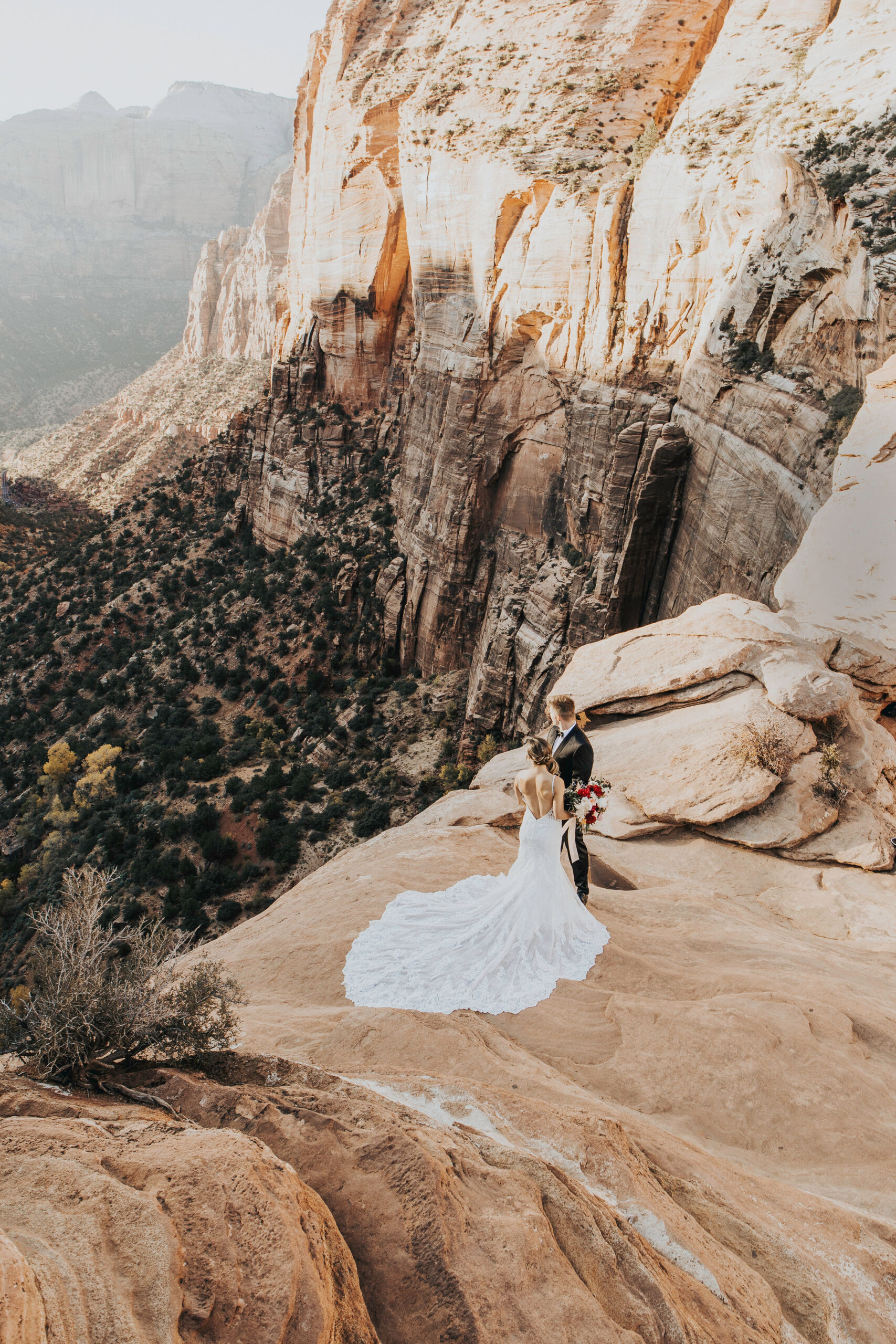 Breathtaking Elopement Couple at Zion Canyon Overlook