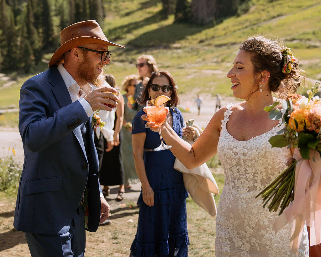 bride and groom cheers