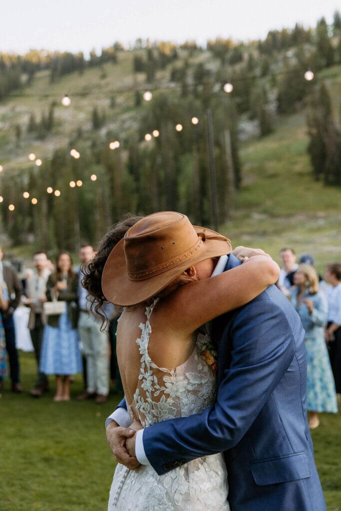 bride and groom first dance