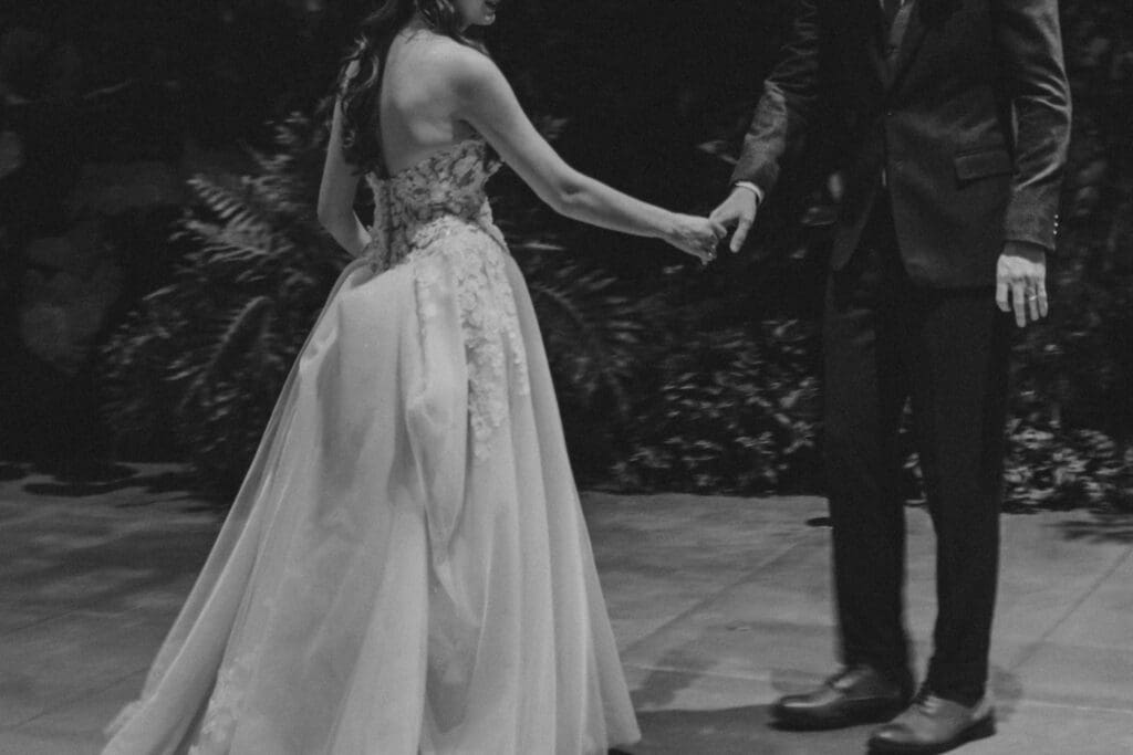 documentary wedding photography at red butte garden wedding