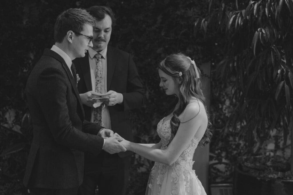 documentary wedding photo