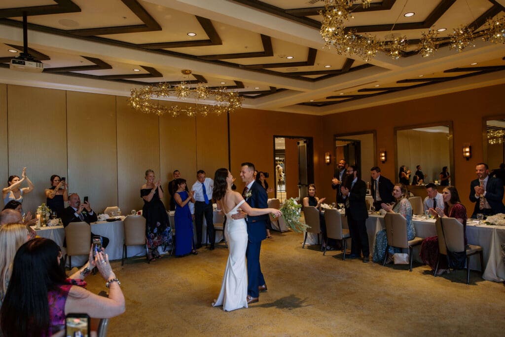 small wedding at moab wedding venue
