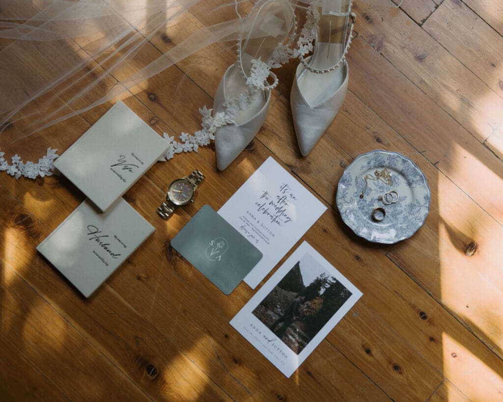 cabin wedding detail photo